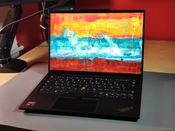 Lenovo ThinkPad T14s testé par NotebookCheck Lenovo ThinkPad T14s testé par NotebookCheck