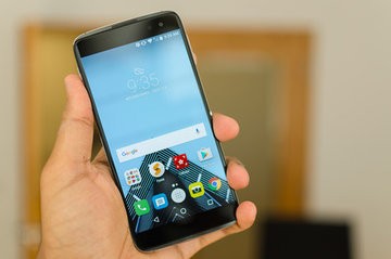 Alcatel Idol 4S test par DigitalTrends