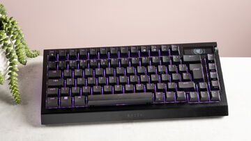 Razer BlackWidow V4 Pro test par TechRadar