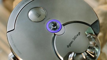 Dyson 360 Eye test par CNET USA Dyson 360 Eye test par CNET USA