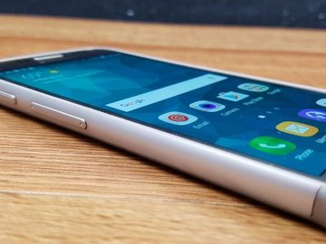 Samsung Galaxy S7 Active test par NotebookReview