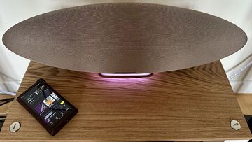 Bowers & Wilkins Zeppelin test par TechRadar