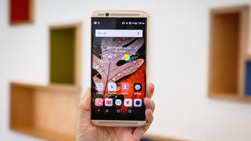 ZTE Axon 7 test par CNET USA