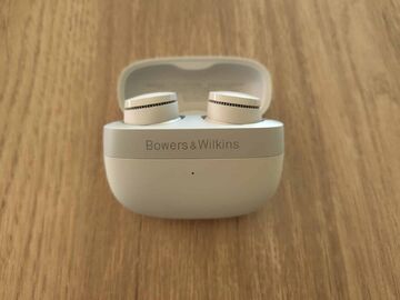 Bowers & Wilkins Pi6 testé par LeCafeDuGeek Bowers & Wilkins Pi6 testé par LeCafeDuGeek