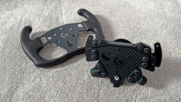 Logitech RS Wheel Hub testé par GamesRadar Logitech RS Wheel Hub testé par GamesRadar