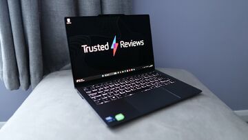 Lenovo ThinkPad X9 14 Aura Edition im Test: 4 Reviews und 2 Bewertungen — Durchschnitt: 4/5 Lenovo ThinkPad X9 14 Aura Edition im Test: 4 Reviews und 2 Bewertungen — Durchschnitt: 4/5