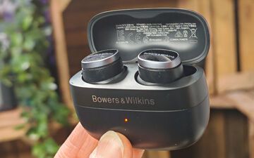 Bowers & Wilkins Pi8 testé par PhonAndroid Bowers & Wilkins Pi8 testé par PhonAndroid