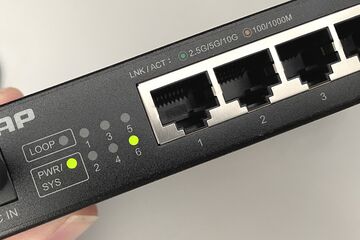 Qnap QSW-2104-2T testé par Geeknetic Qnap QSW-2104-2T testé par Geeknetic