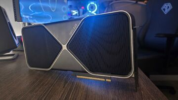GeForce RTX 5080 test par Trusted Reviews
