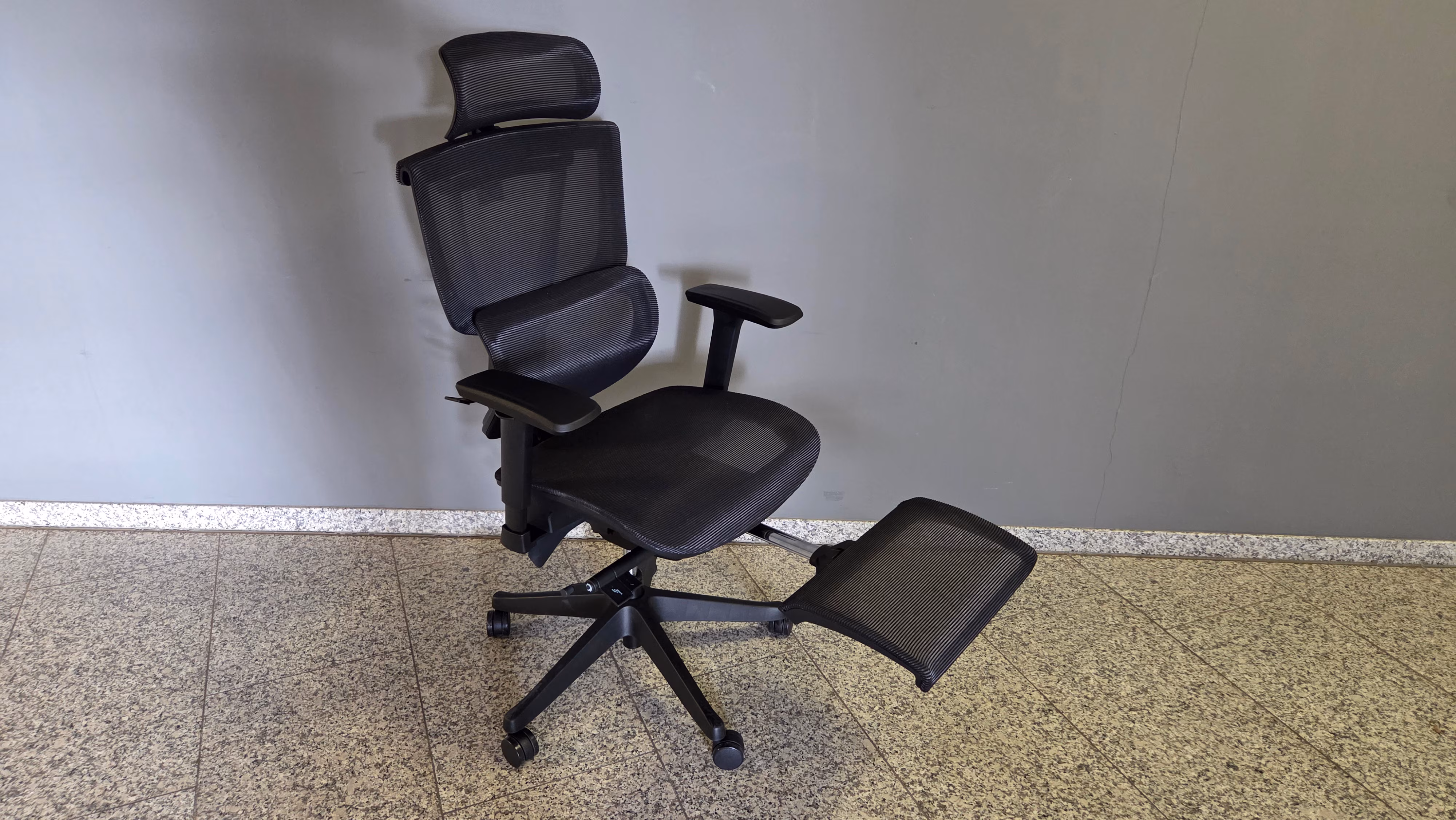 FlexiSpot C7 Review