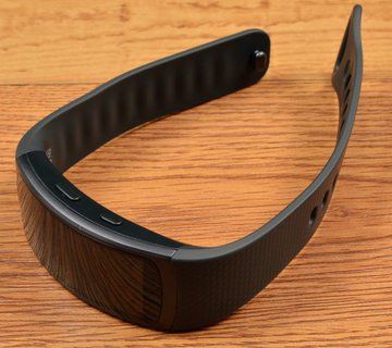 Samsung Gear Fit 2 test par NotebookReview