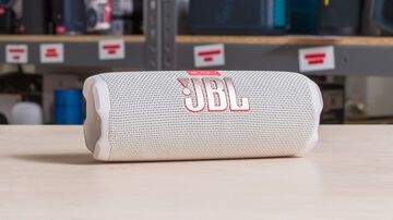JBL Flip 7 testé par RTings JBL Flip 7 testé par RTings