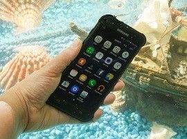 Samsung Galaxy S7 Active test par CNET France Samsung Galaxy S7 Active test par CNET France
