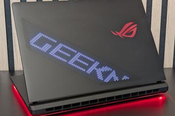 Asus ROG Strix Scar 18 testé par Geeknetic Asus ROG Strix Scar 18 testé par Geeknetic