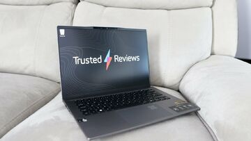Acer Swift Go 14 AI test par Trusted Reviews