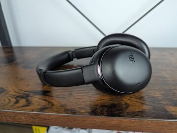 JBL Tour One M3 review by Clubic.com JBL Tour One M3 reviewed by Clubic.com