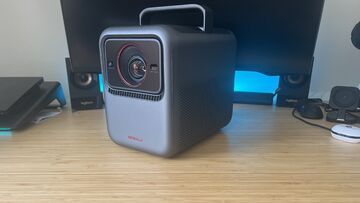 Test Anker Nebula X1