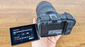 Test Canon EOS R50
