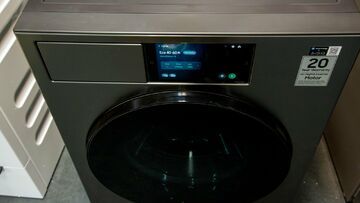 Samsung Series 9 reviewed by Trusted Reviews Samsung Series 9 reviewed by Trusted Reviews