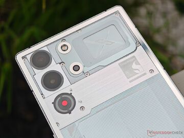 Nubia RedMagic 10S Pro test par NotebookCheck Nubia RedMagic 10S Pro test par NotebookCheck