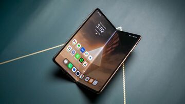 Honor Magic V5 reviewed by Android Central