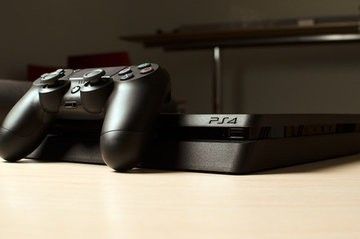 Sony PlayStation 4 Slim test par DigitalTrends