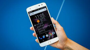 Lenovo Moto Z Play test par CNET USA