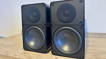 Elac test par Trusted Reviews Elac test par Trusted Reviews