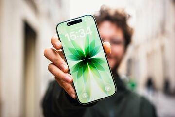 Apple iPhone 17 review by 01net Apple iPhone 17 reviewed by 01net