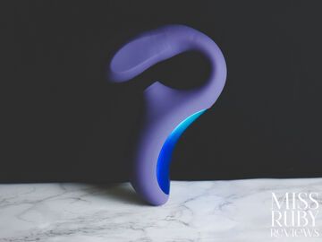 Lelo Enigma Wave test par Miss Ruby Reviews