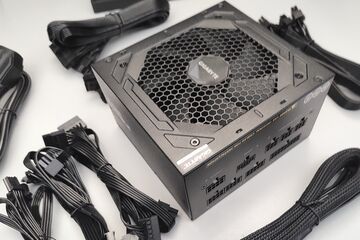 Gigabyte UD850GM test par Geeknetic