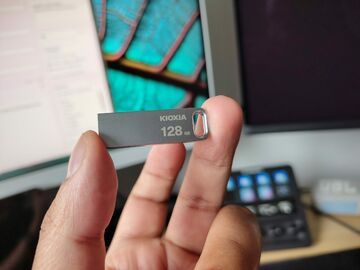 Kioxia TransMemory U366 reviewed by GadgetGear