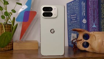 Google Pixel 10 Pro Fold testé par Trusted Reviews Google Pixel 10 Pro Fold testé par Trusted Reviews