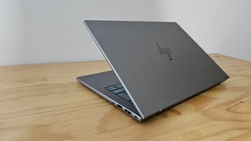 Review HP ZBook 8 G1ak 14