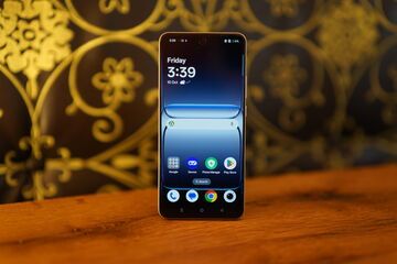 OnePlus Nord CE 5 review by NotebookCheck OnePlus Nord CE 5 reviewed by NotebookCheck