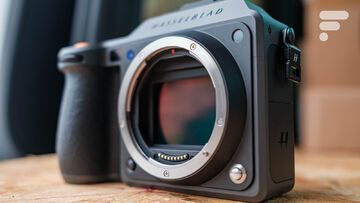 Hasselblad X2D II 100c review by FrAndroid Hasselblad X2D II 100c reviewed by FrAndroid