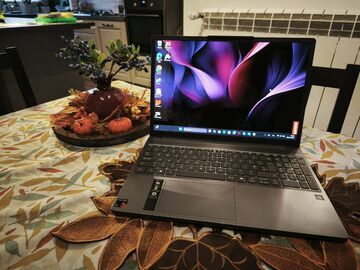 Lenovo Ideapad Slim 3x testé par tuttoteK Lenovo Ideapad Slim 3x testé par tuttoteK