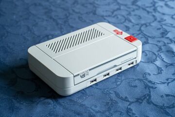 Evercade VS testé par Journal du Geek Evercade VS testé par Journal du Geek