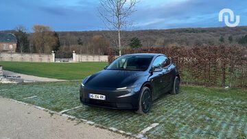 Tesla Model Y reviewed by Numerama