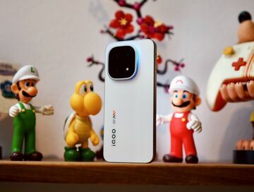 Vivo iQOO 15 test� par NotebookCheck