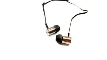 Beyerdynamic iDX 200 iE test par In-Ear Kopfherer