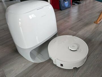 Roborock Qrevo Curv 2 reviewed by Journal du Geek