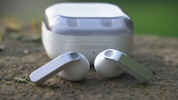 Samsung Galaxy Buds 4 Pro test� par Trusted Reviews