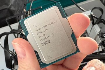 Intel Core Ultra 5 250K Plus test� par Geeknetic