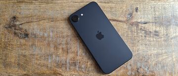 Apple iPhone 17e test� par IT Pro