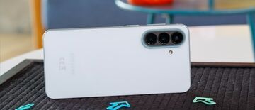 Samsung Galaxy A57 test� par GSMArena