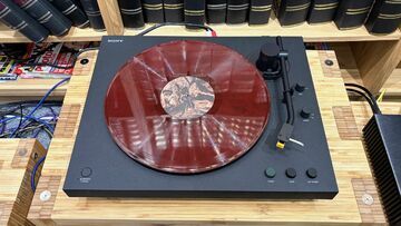 Sony test par What Hi-Fi? Sony test par What Hi-Fi?