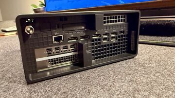 Lenovo ThinkStation P3 test� par TechRadar