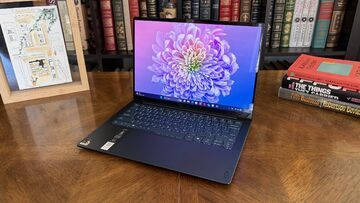 Lenovo Yoga Slim 7x test� par Windows Central