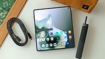 Motorola Razr Fold Review